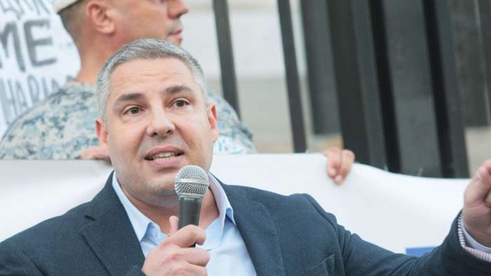 Методи Лалов в тесни връзки с арестуваната за късане на полицейски пагони?