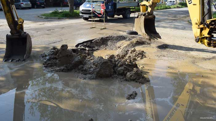 Аварии спряха водата на две места във Варна