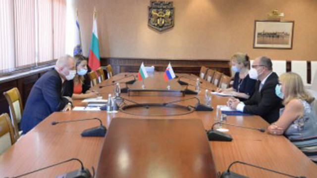 Посланикът на Словакия посети Община Варна