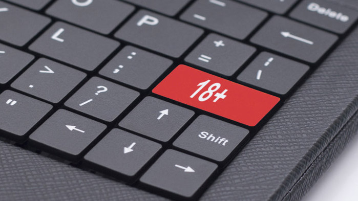 Обвиняват мъж, разпространявал порнографски материали с деца