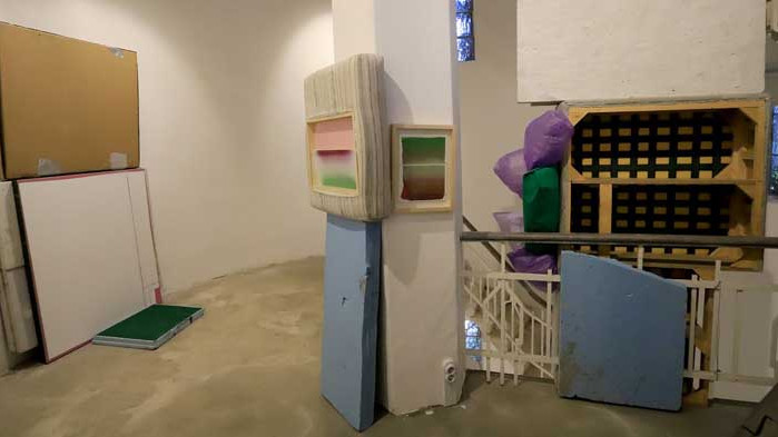 Художникът Jorrras провокира зрителите да потърсят невидимата страна на образа