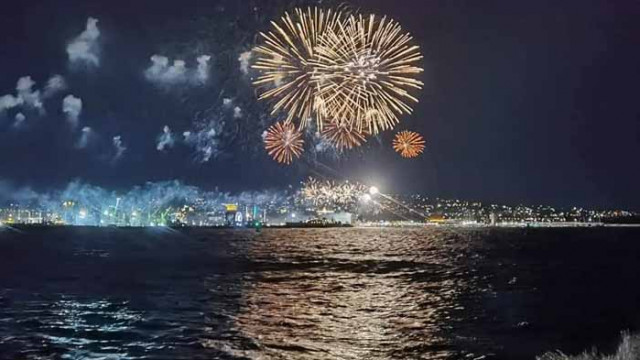 Красиви илюминации станаха кулминация в Деня на Варна (ВИДЕО)