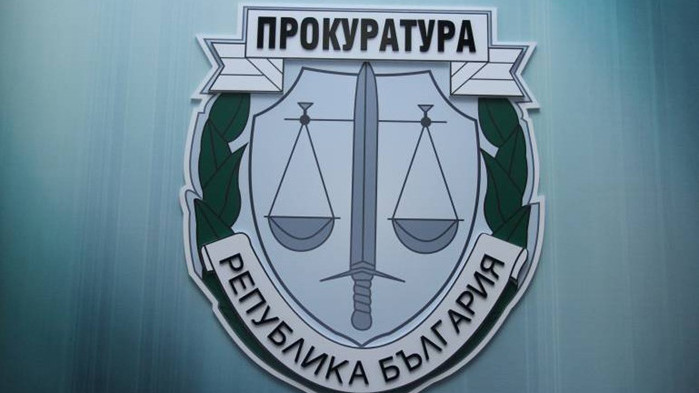 Просия в интернет: Жена с различни самоличности в мрежата мами дарители